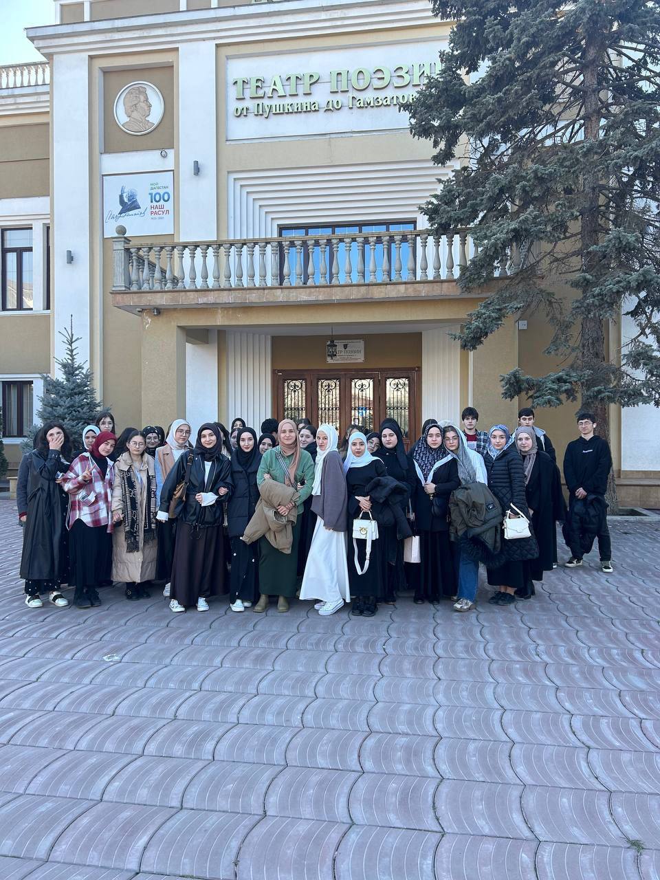 Студентки ГПК приобщаются к театральному искусству